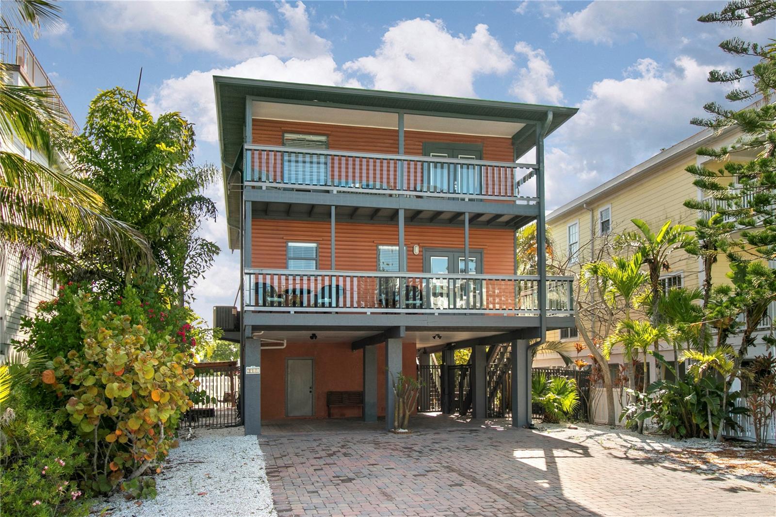 2511 Avenue C, FL