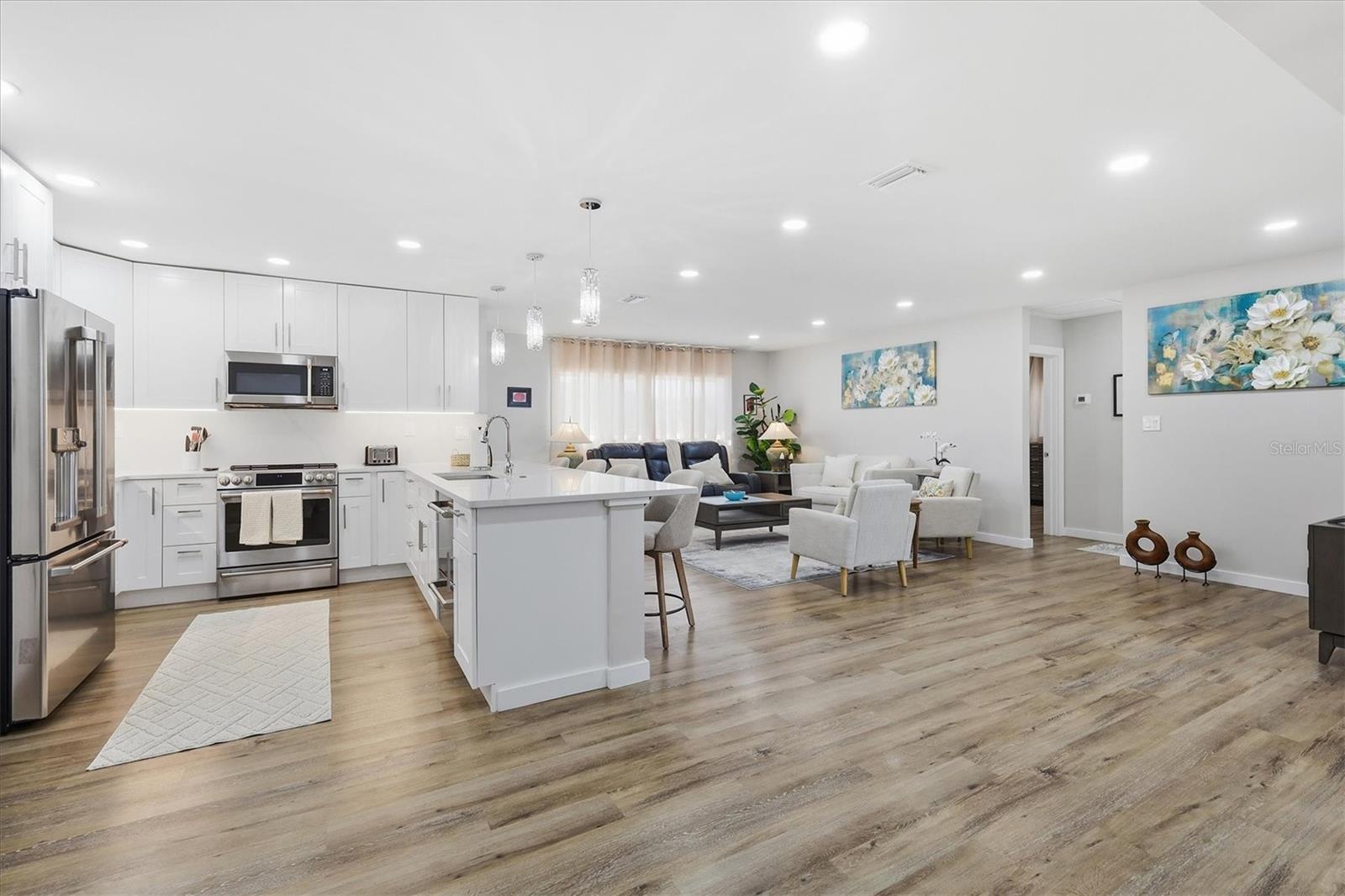 5247 Carmilfra Drive, FL