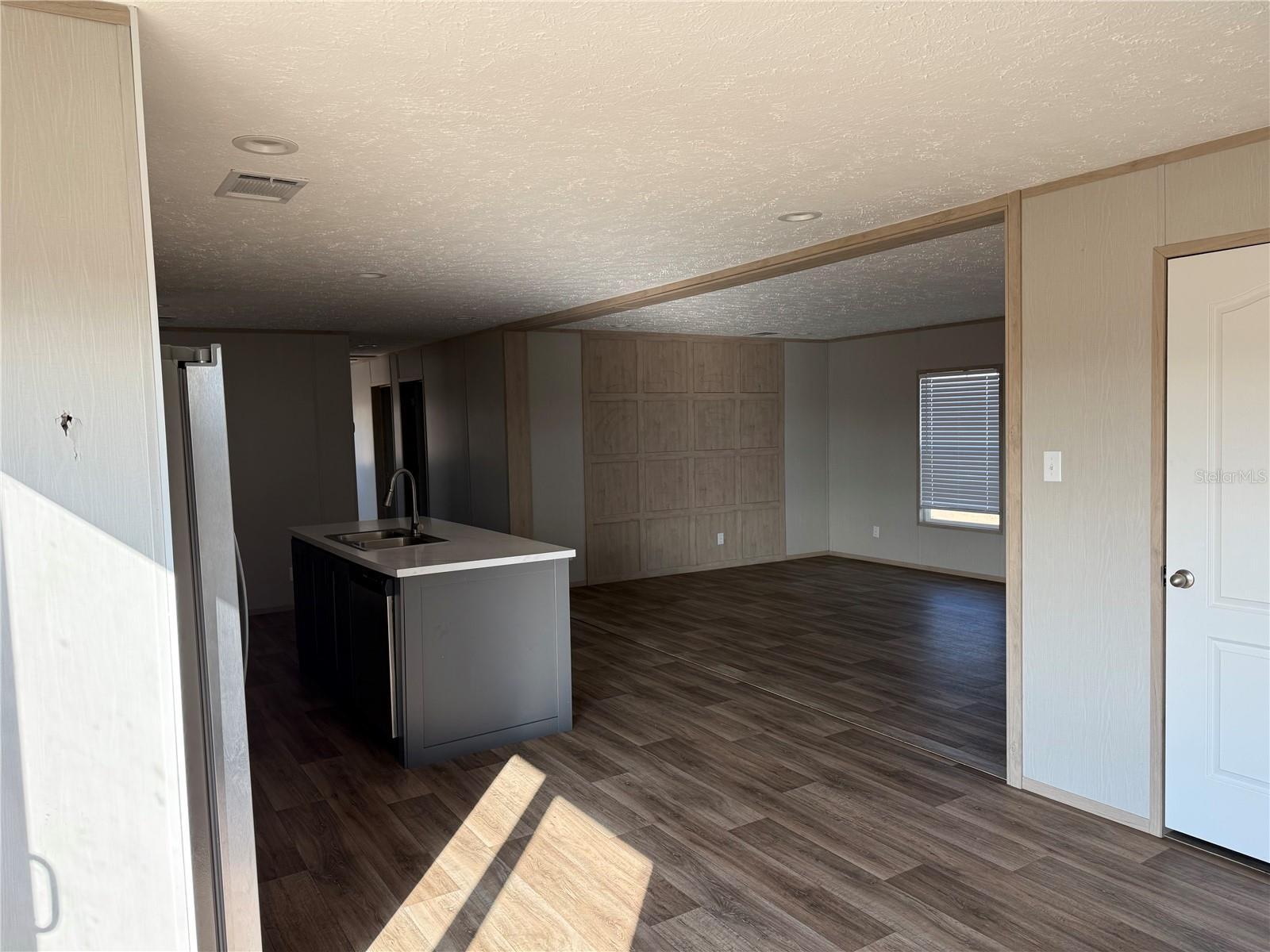15807 County Road 672, FL