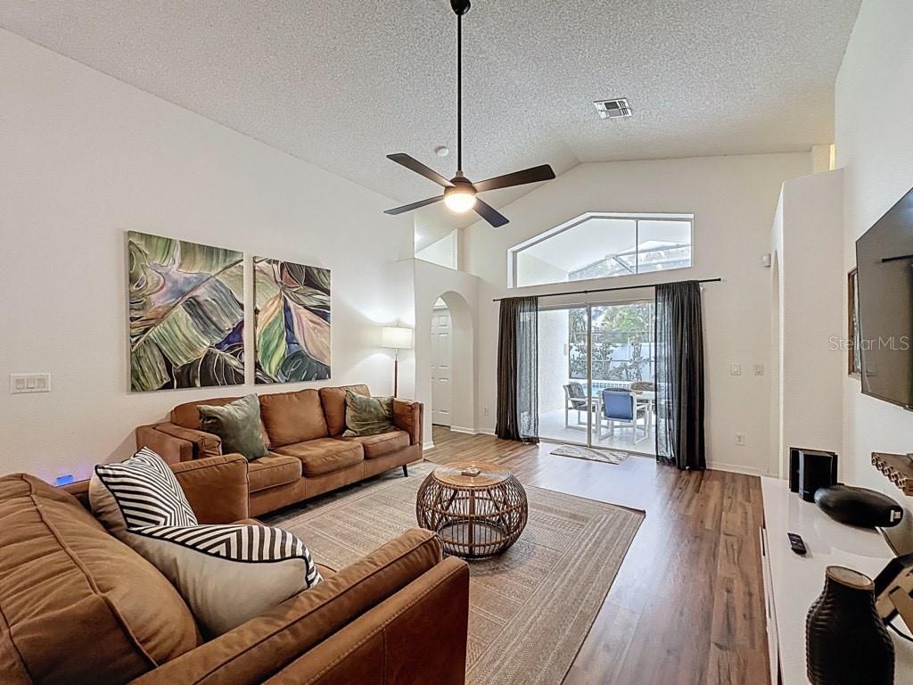 2615 Summer Creek Drive, FL