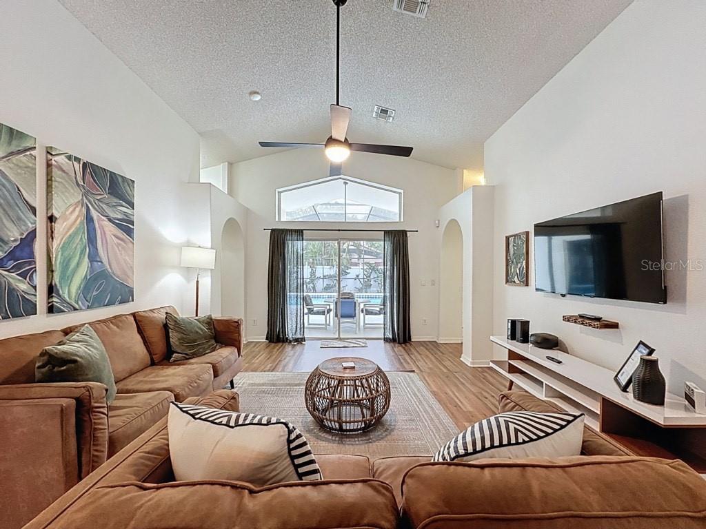 2615 Summer Creek Drive, FL