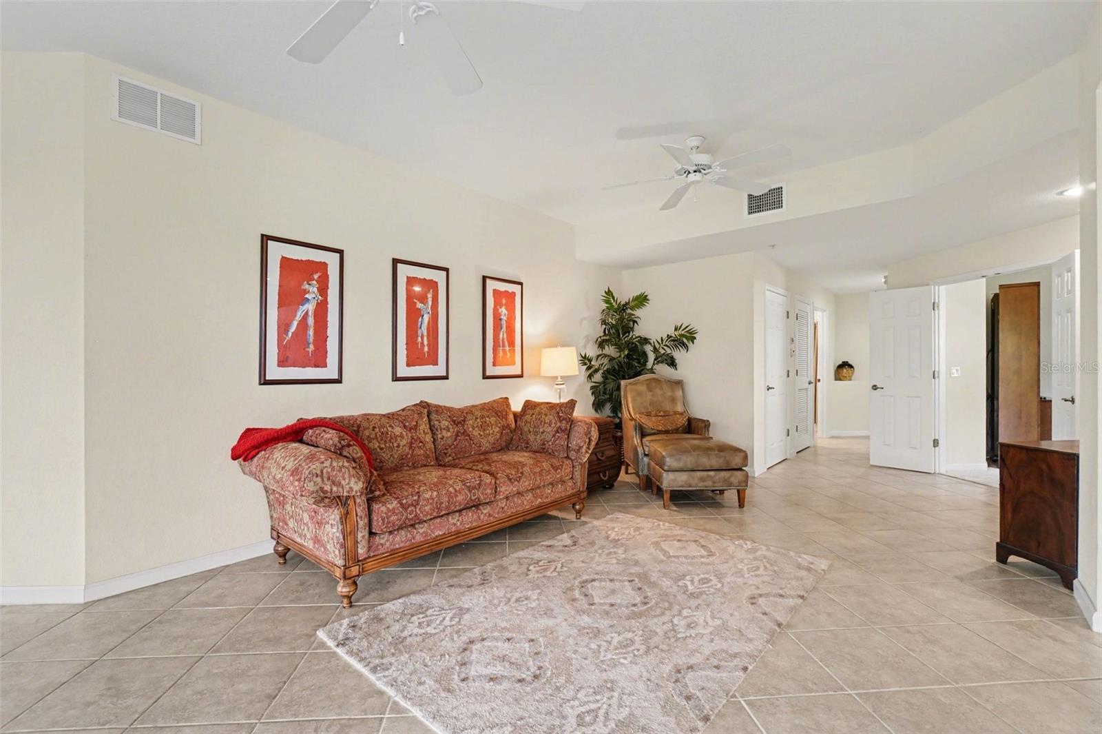 4683 Club Drive, FL