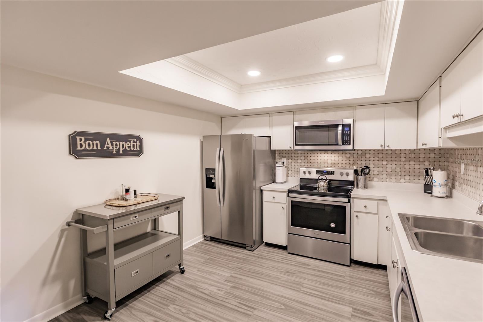 1055 Peppertree Drive, FL