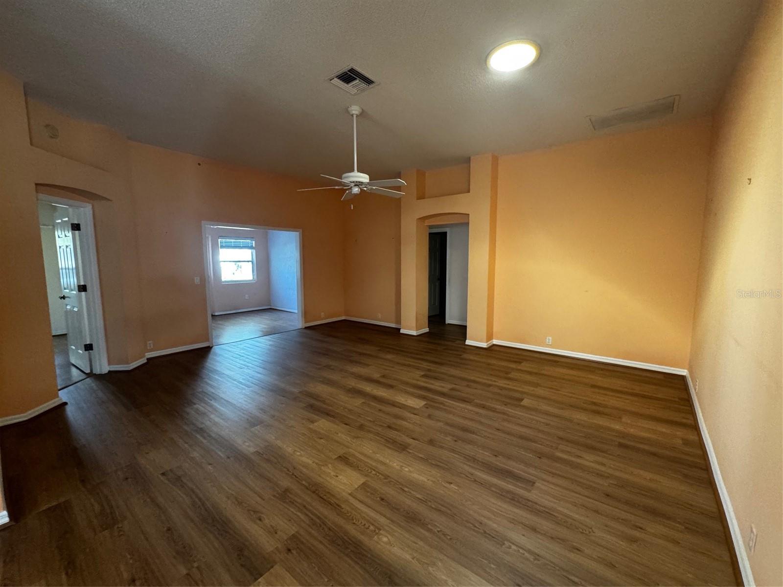 144 Costa Mesa Drive, FL