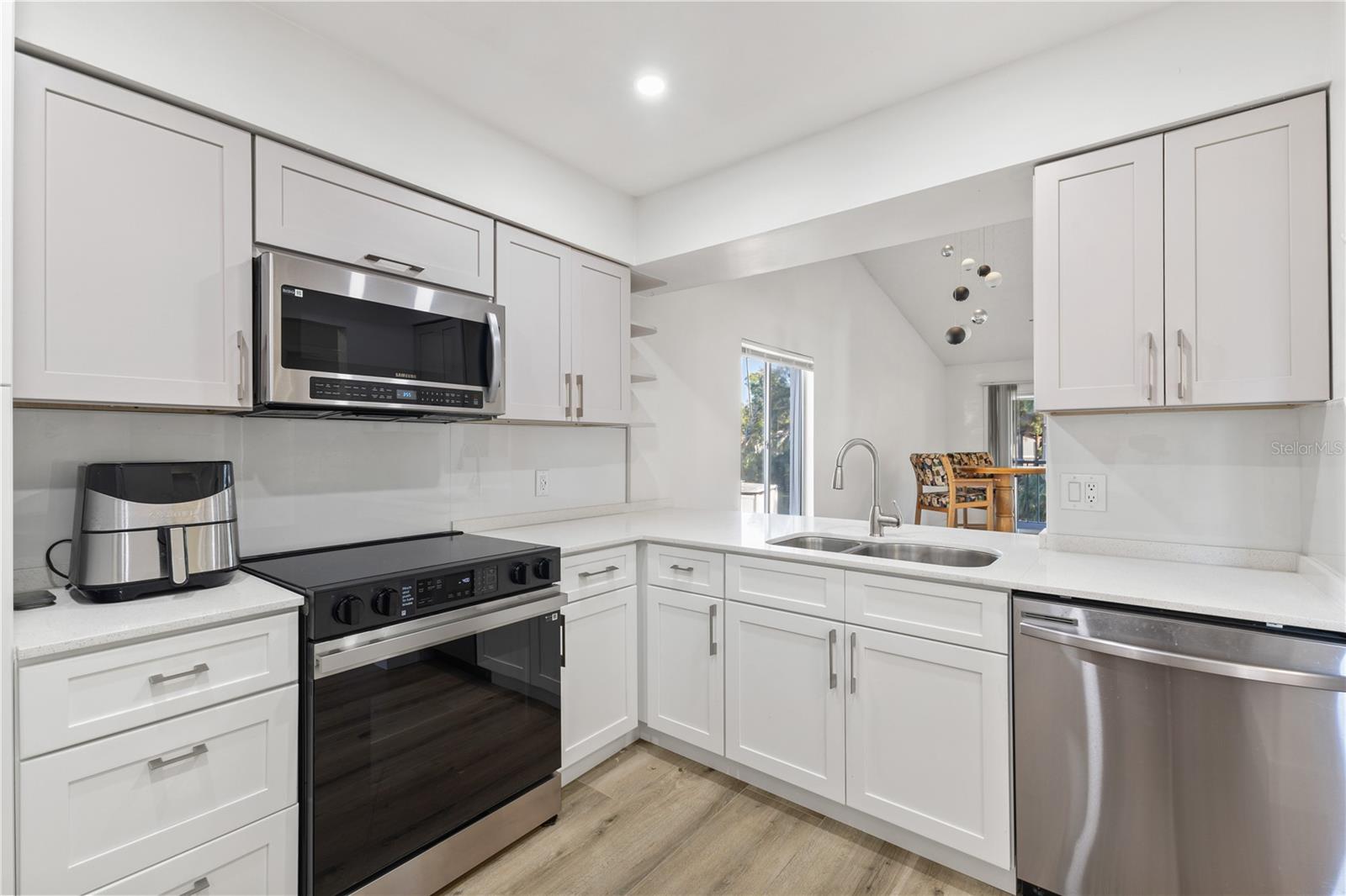 5606 Blue Shadows Court, FL