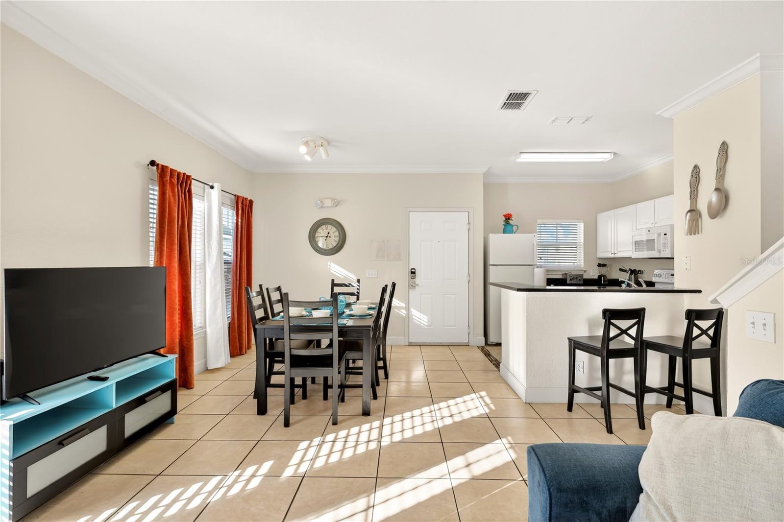2950 Lucayan Harbour Cir, FL