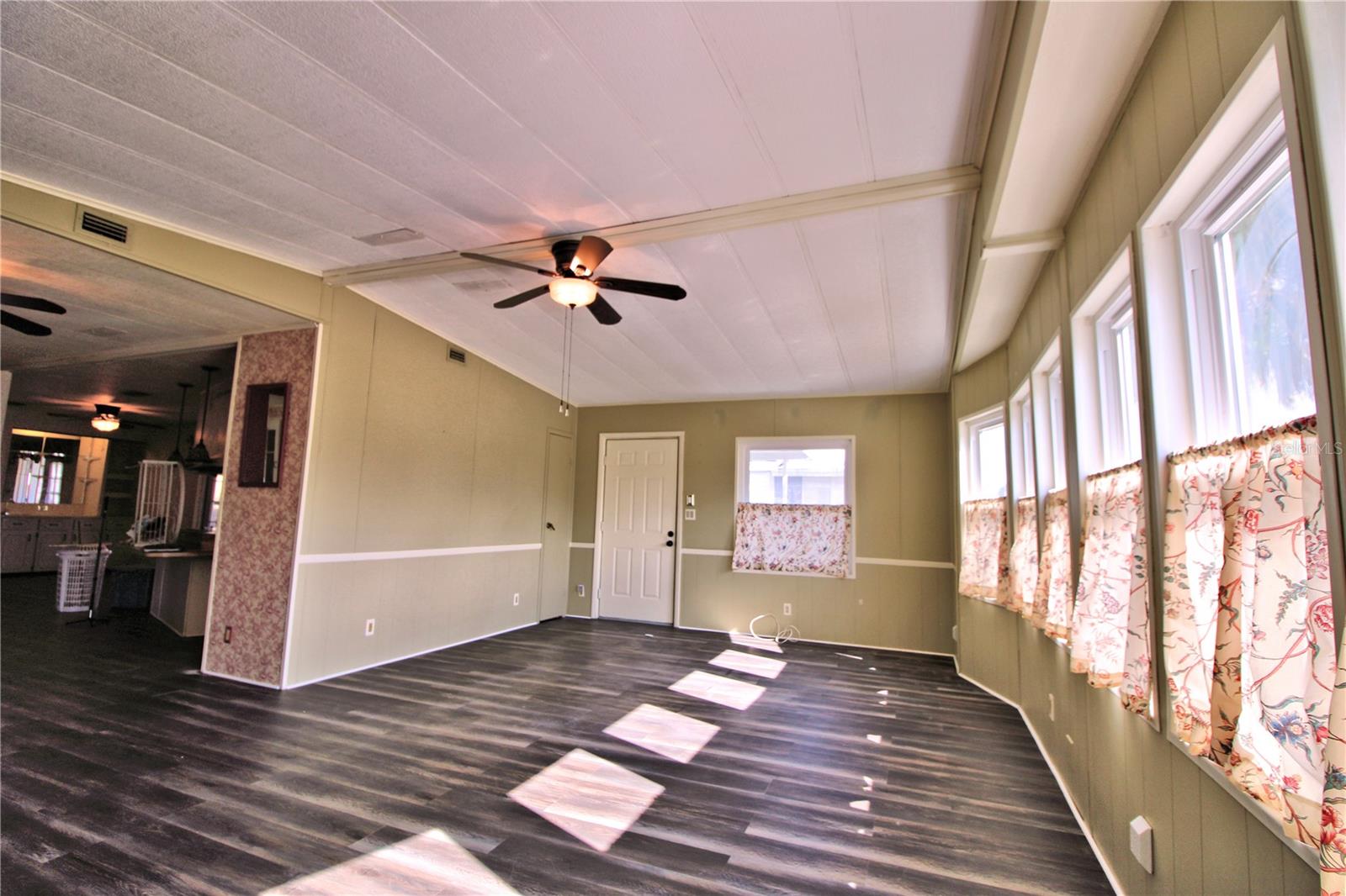 743 Cricket Court, FL