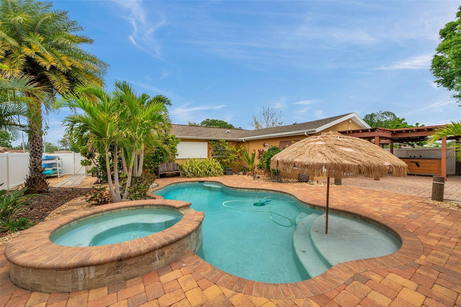 4815 Plantation Drive, FL