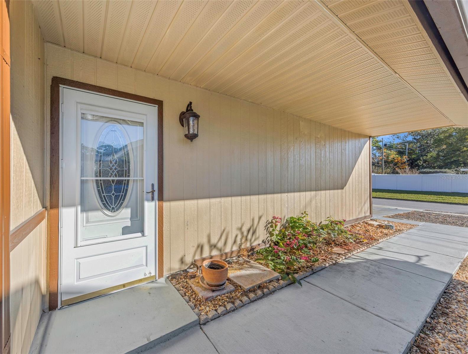 747 Brook Street, FL