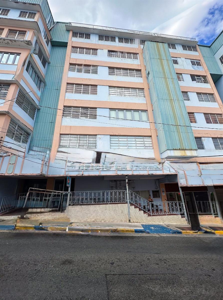 Edificio La Palma Calle Peral #1922, PR