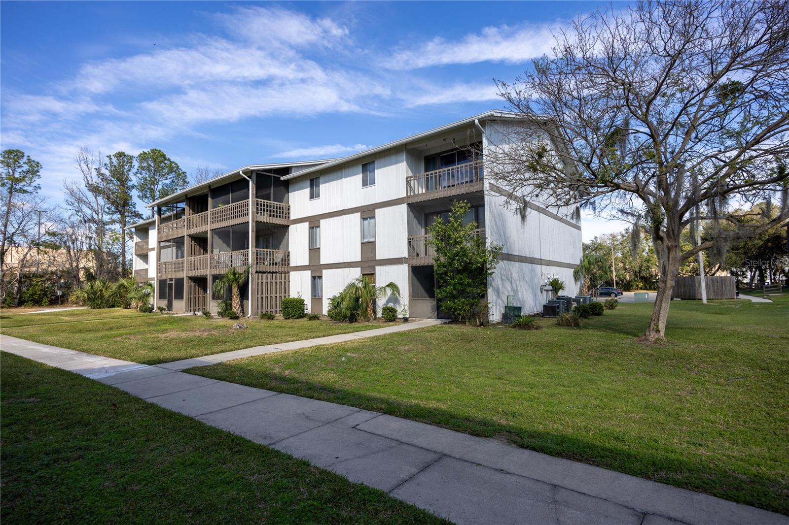 6519 Newberry, FL