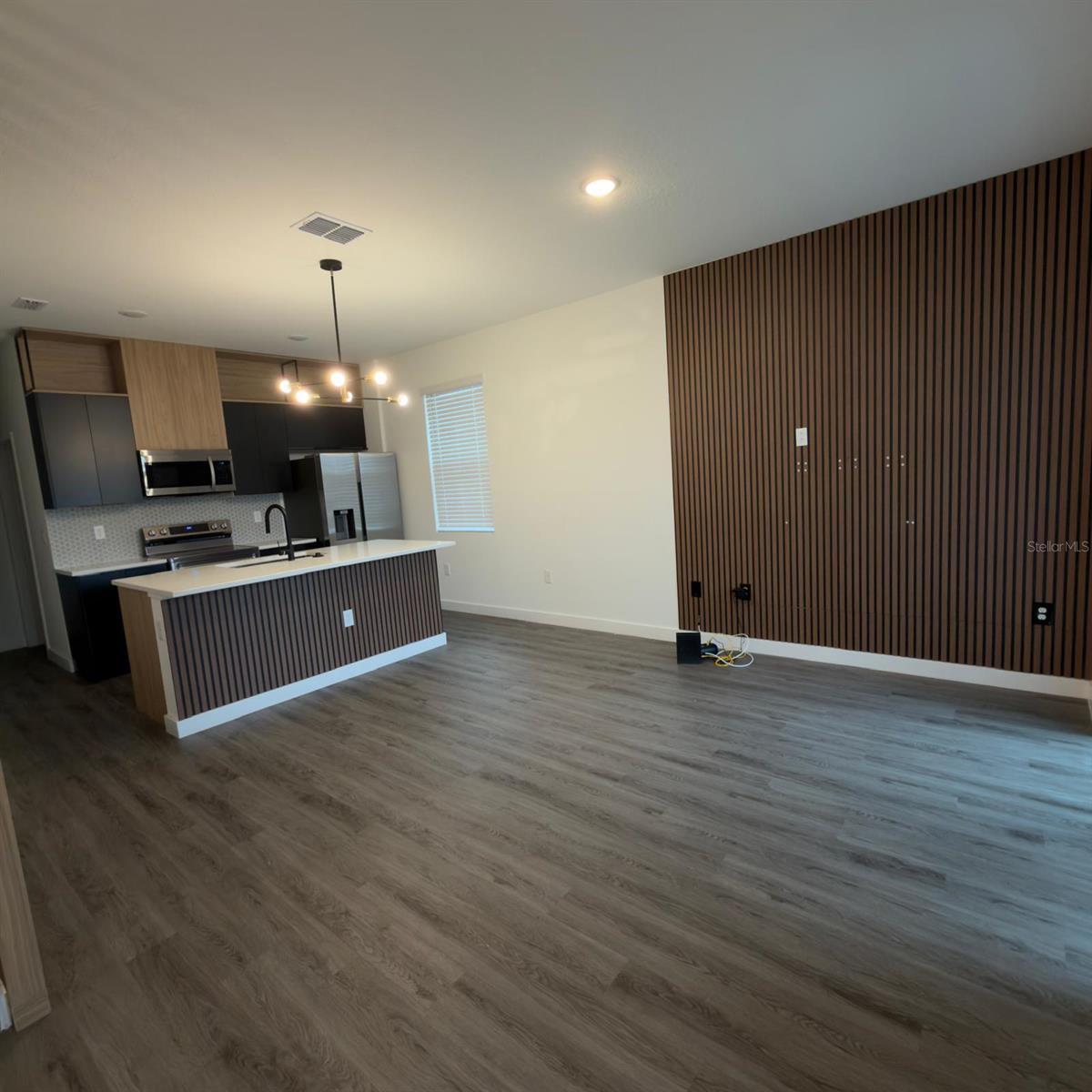3229 Energy Drive, FL
