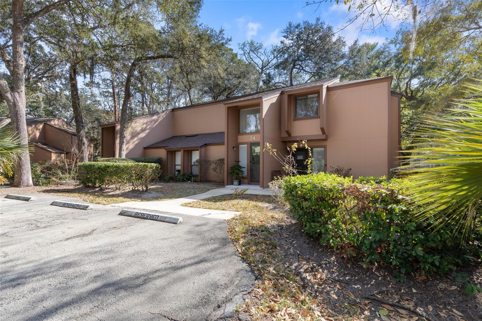 24 Fairways Circle, FL