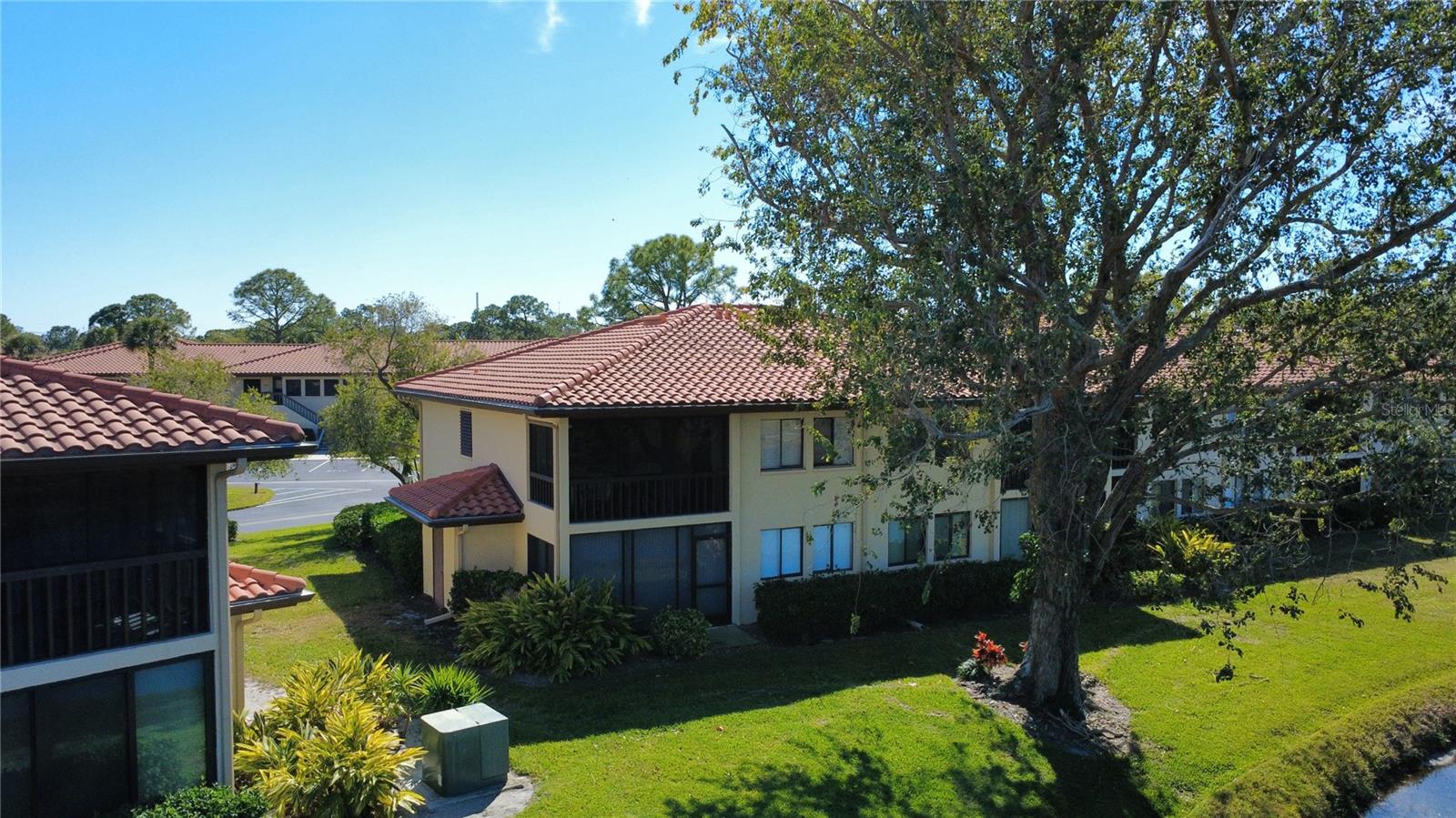 5221 Lake Village Drive, FL