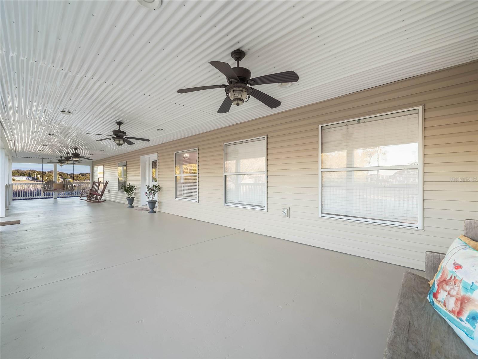 124 Pangola Drive, FL
