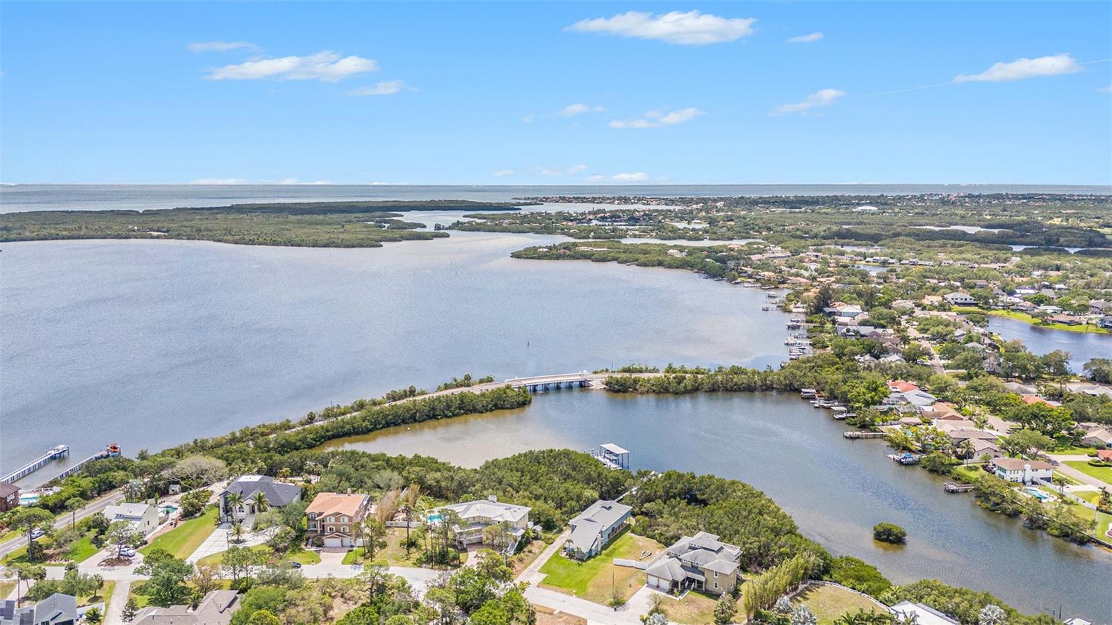 734 Weedon Drive, FL