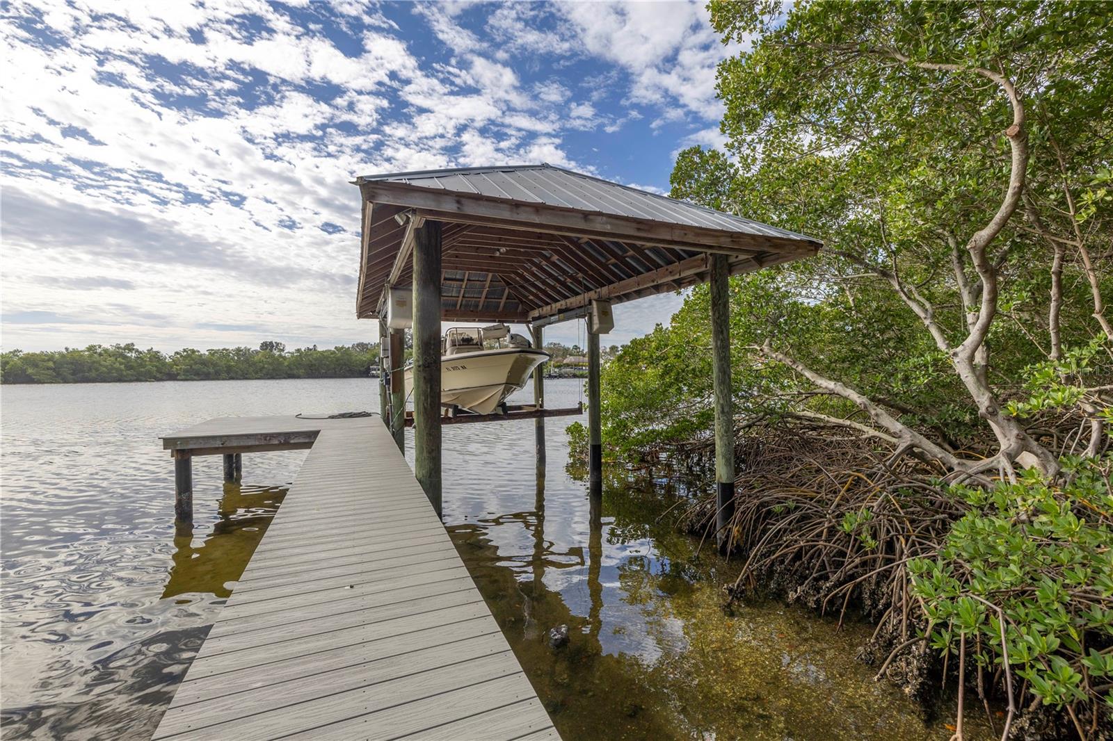 734 Weedon Drive, FL