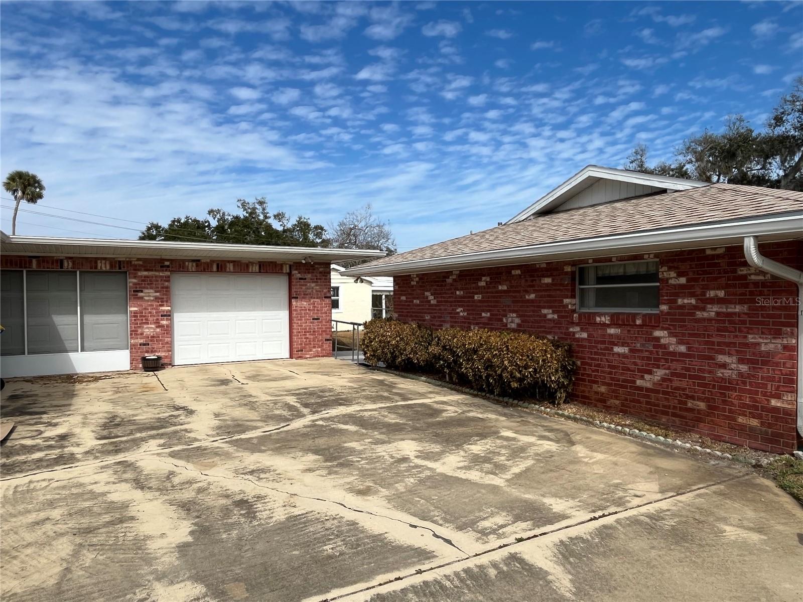 2004 Riverside Drive, FL