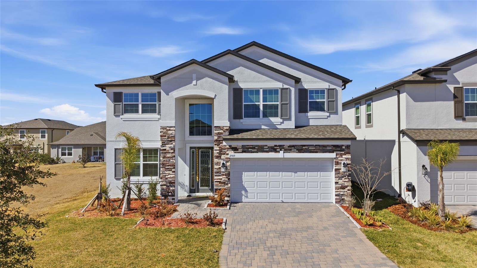 2909 Ivory Bluff Court, FL