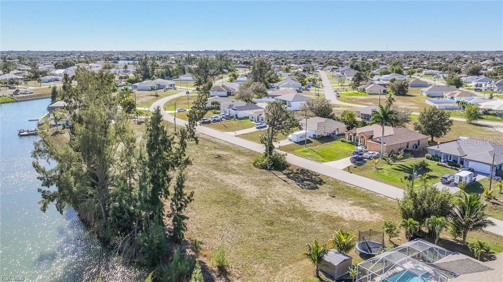 1235 20th Place, FL
