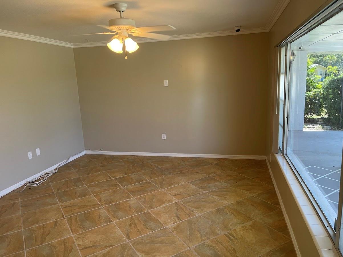 609 Shamrock Boulevard, FL