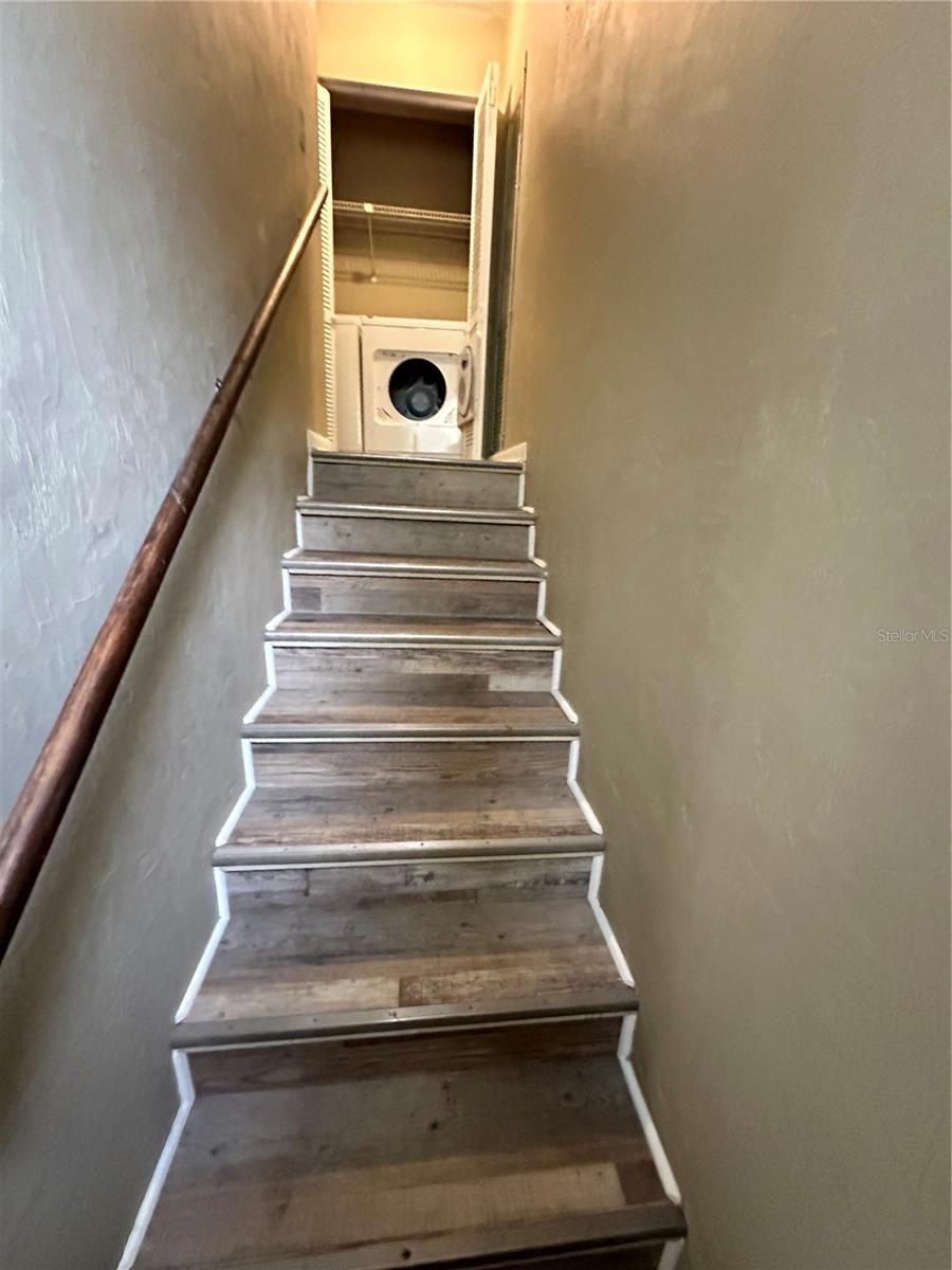 2735 35th Place, FL