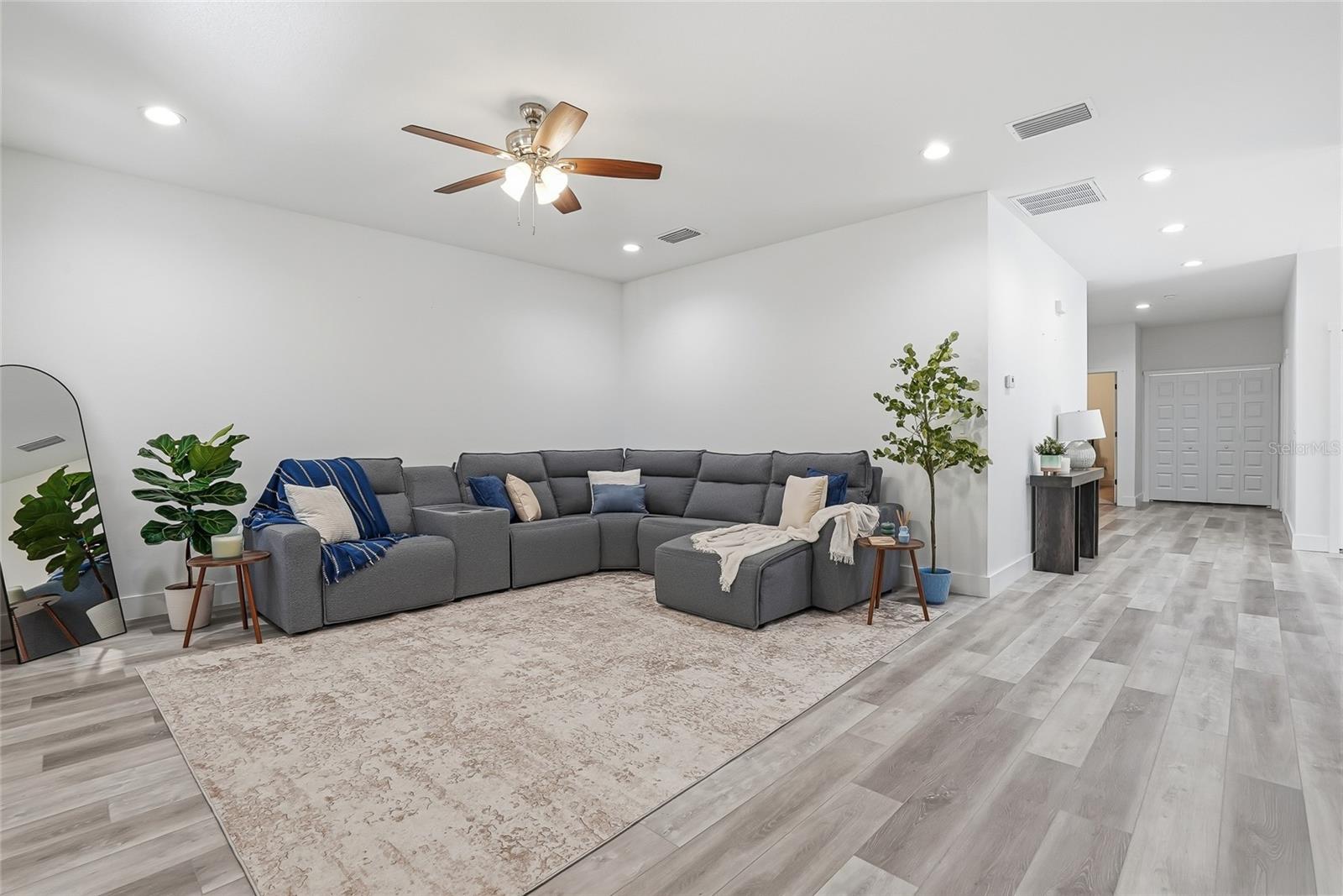 3208 Deleuil Avenue, FL