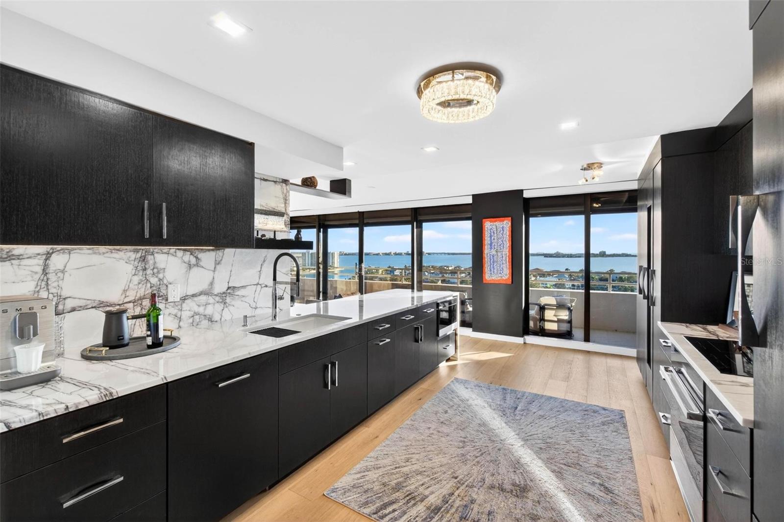 5950 Pelican Bay Plaza, FL