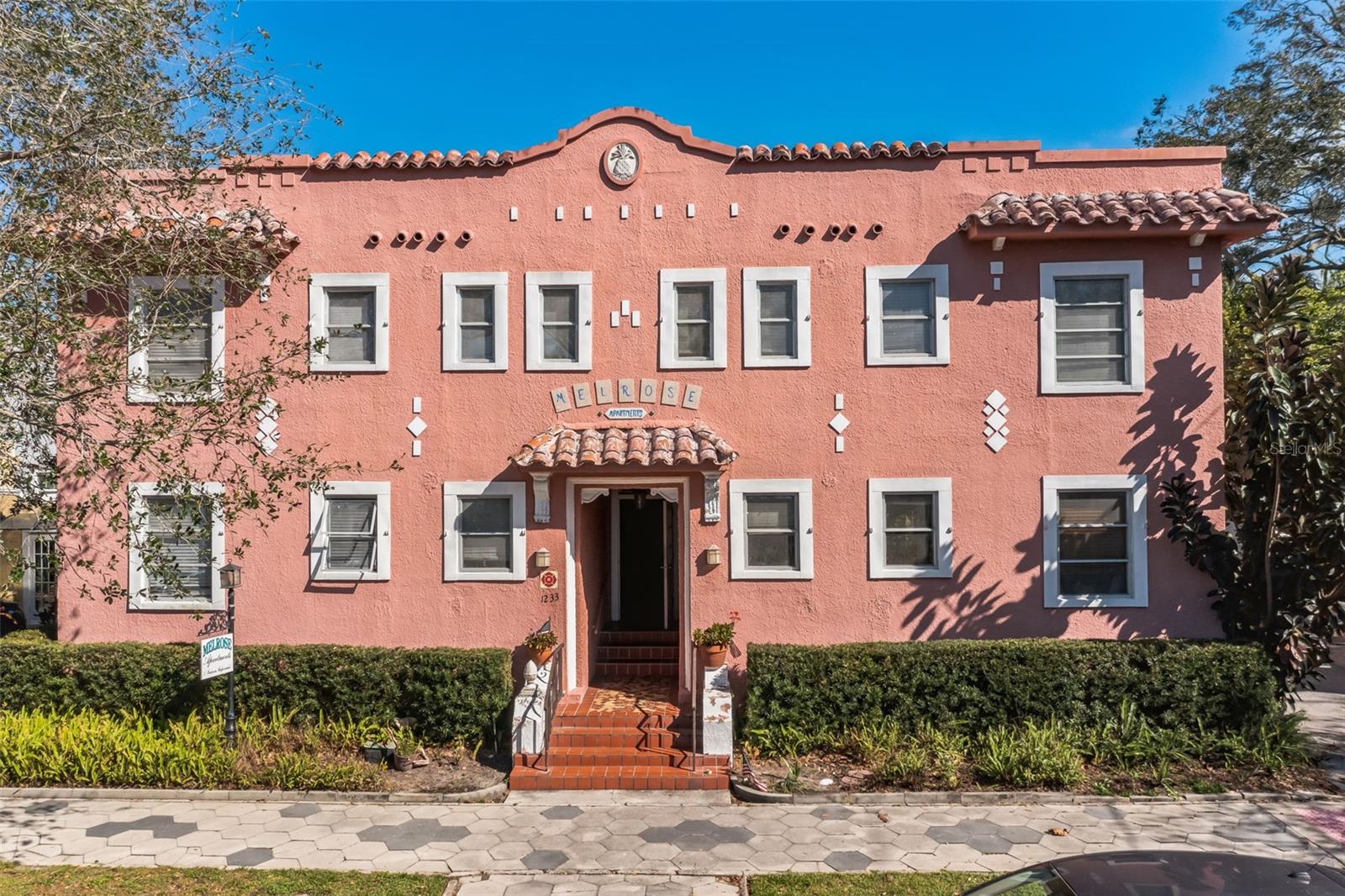1233 Oak Street, FL