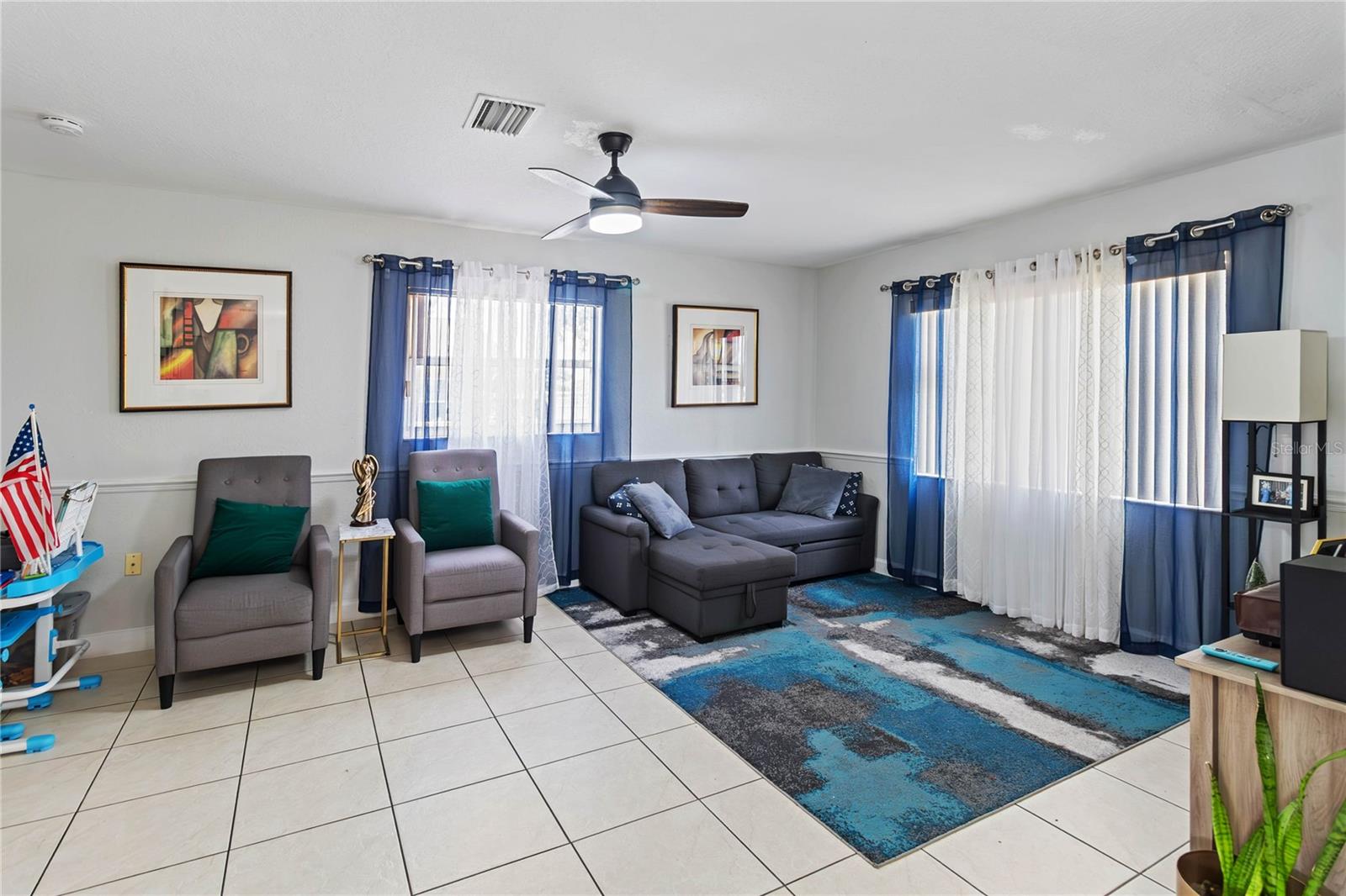 211 Dawn Court, FL