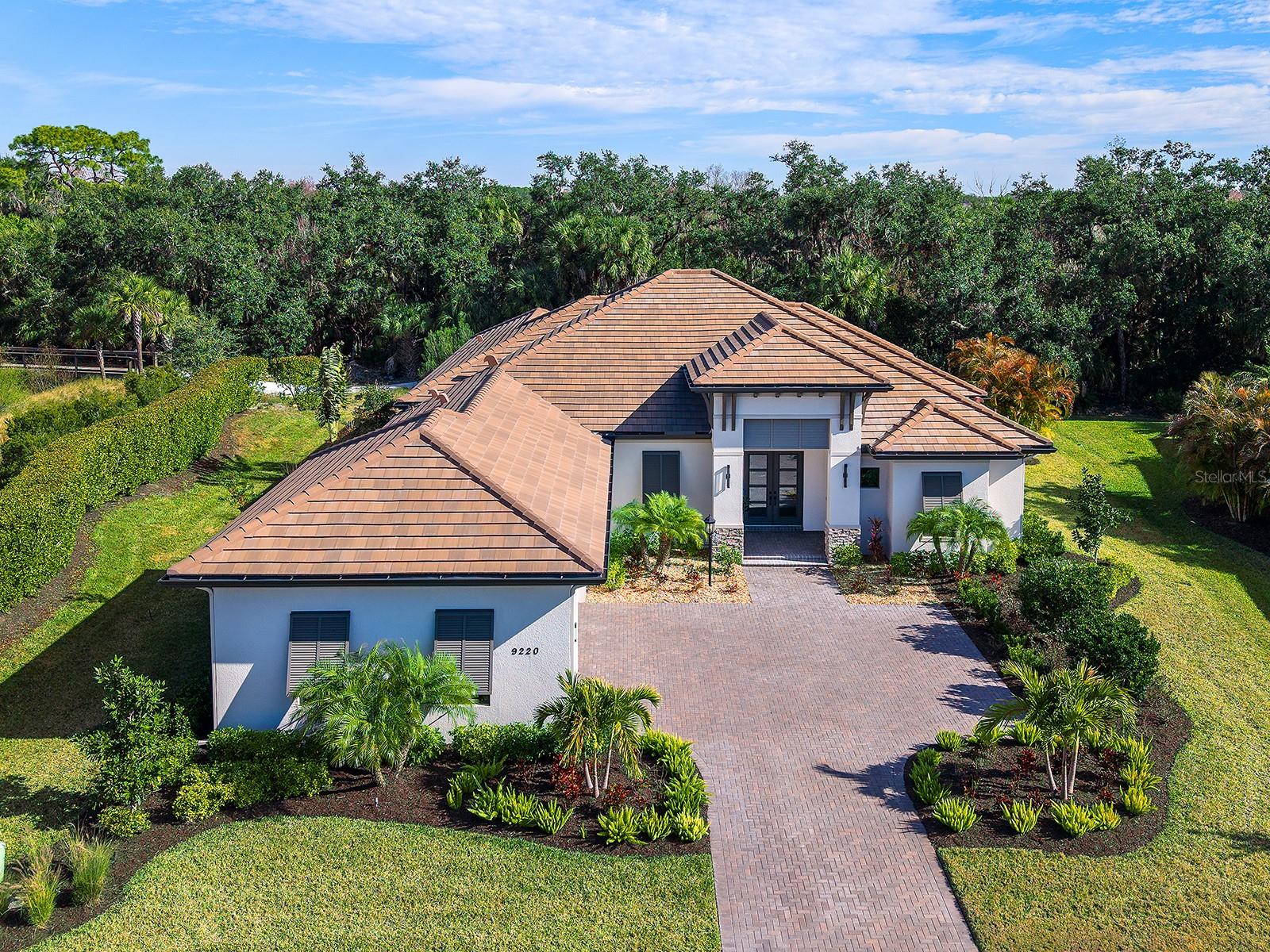 SARASOTA, FL — Residential