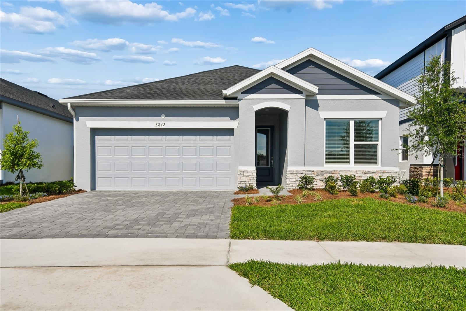 5842 Native Oak Street, FL