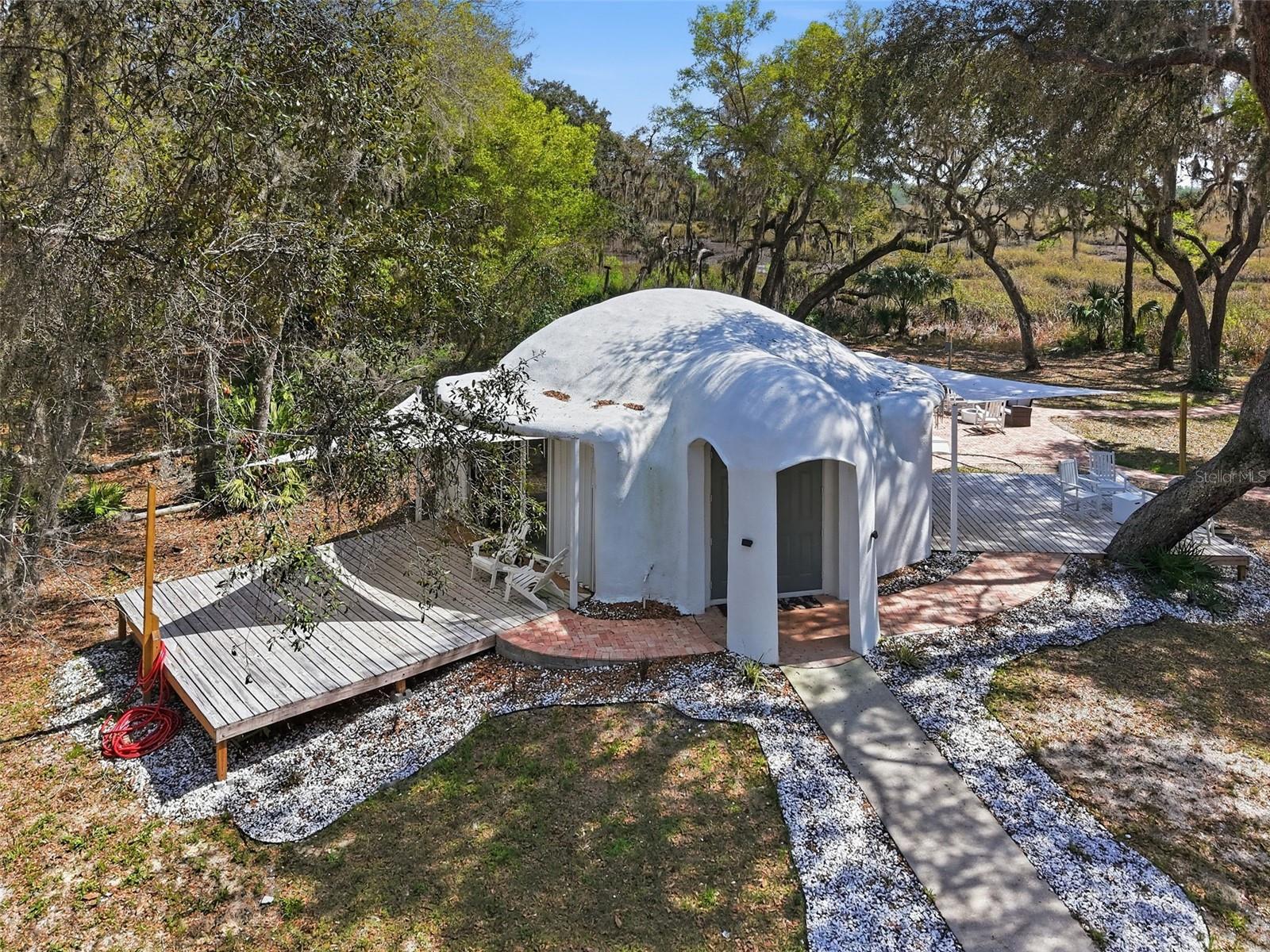 7570 Ringer Court, FL