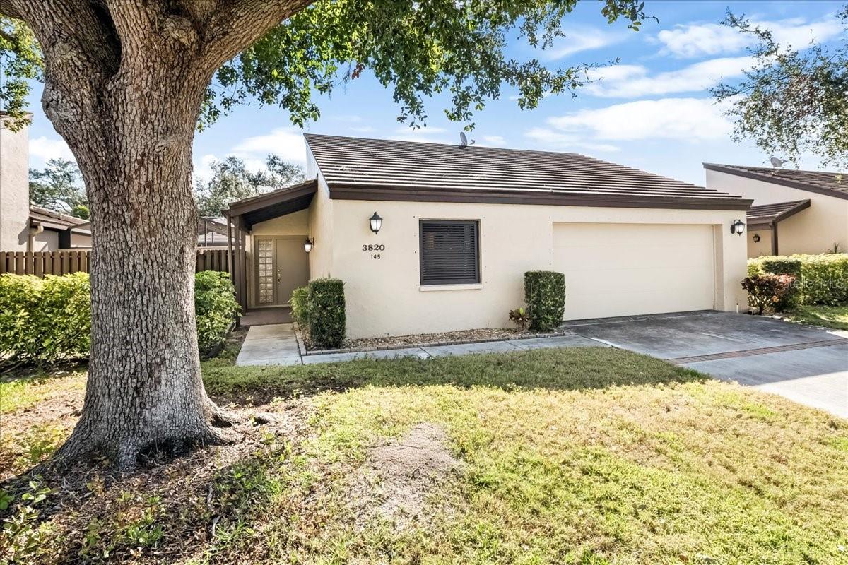 3820 Glen Oaks Manor Drive, FL