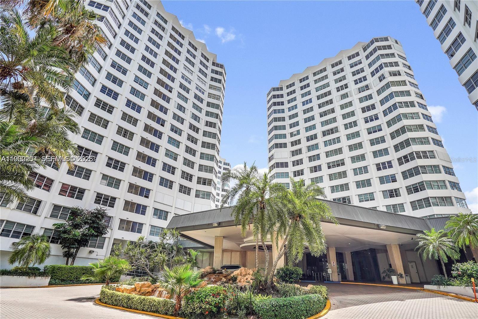 999 Brickell Bay Drive, FL