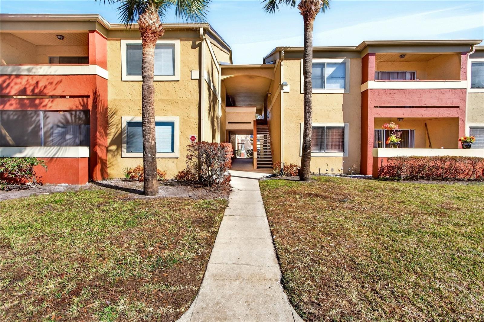 610 Kenwick Circle, FL