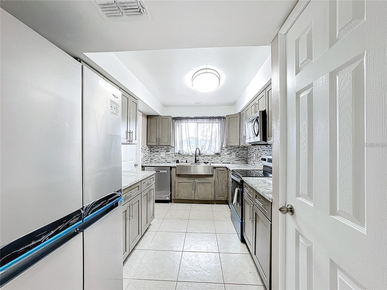 103 Alameda Drive, FL