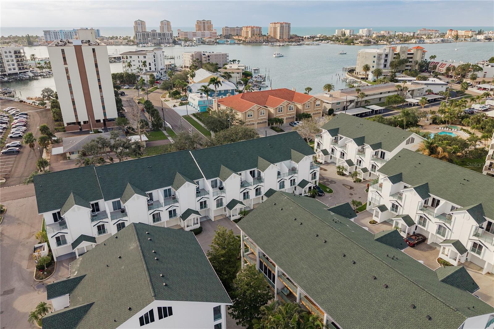 320 Island Way, FL