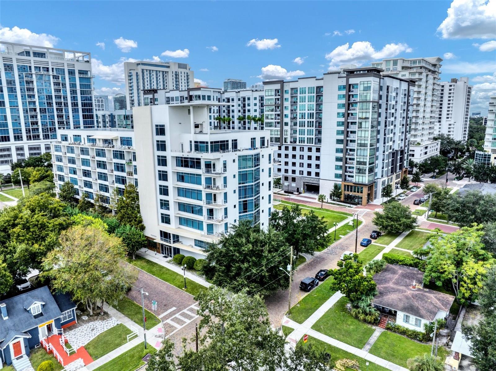 525 Jackson Street, FL