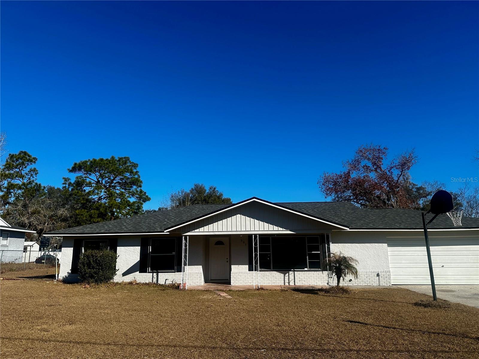 606 Water Road, FL