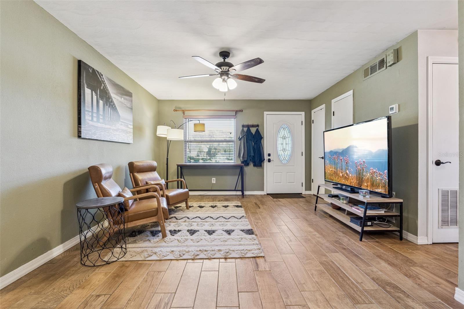 910 Parson Brown Way, FL