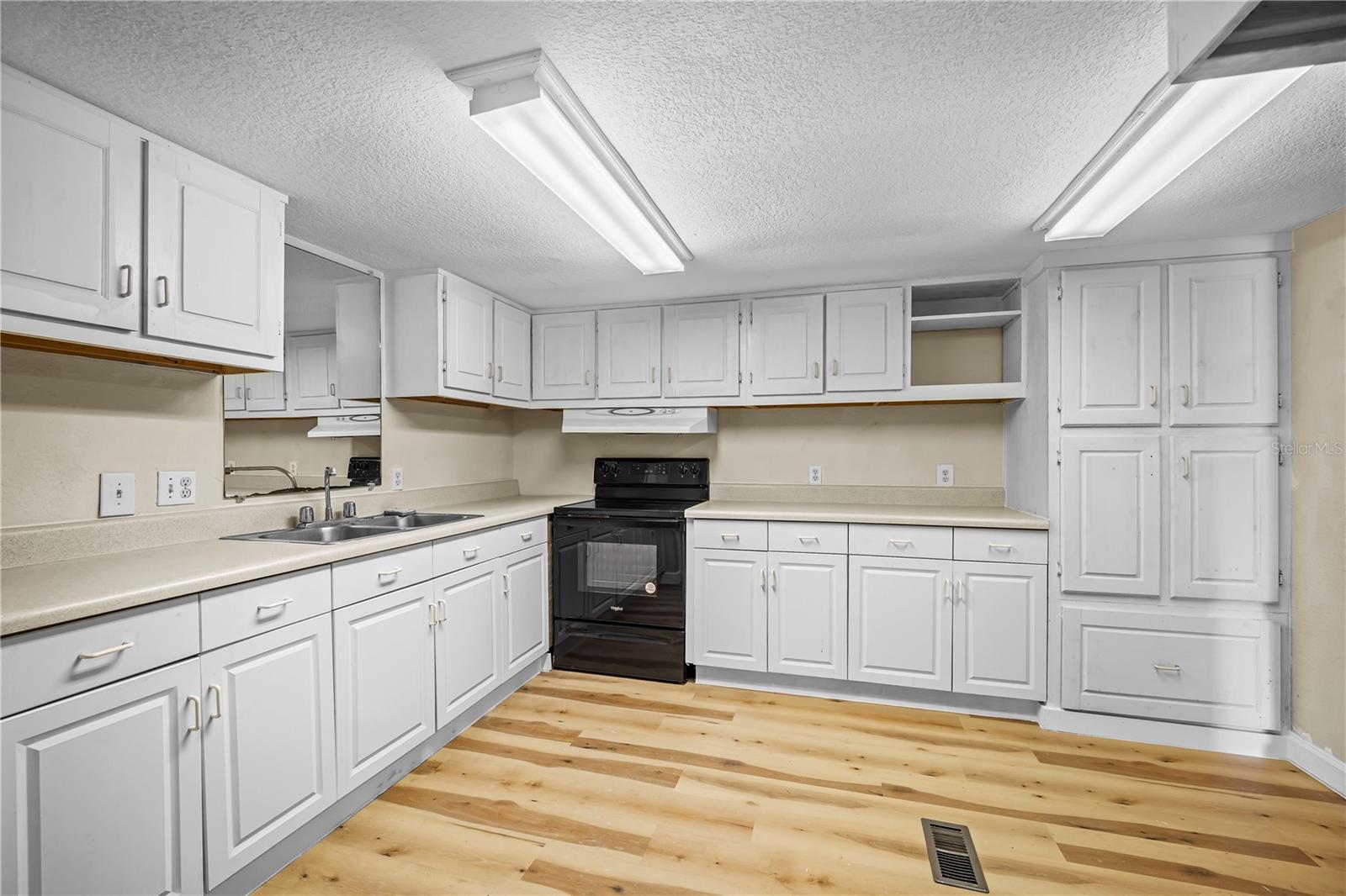 35 Cinnamon Street, FL