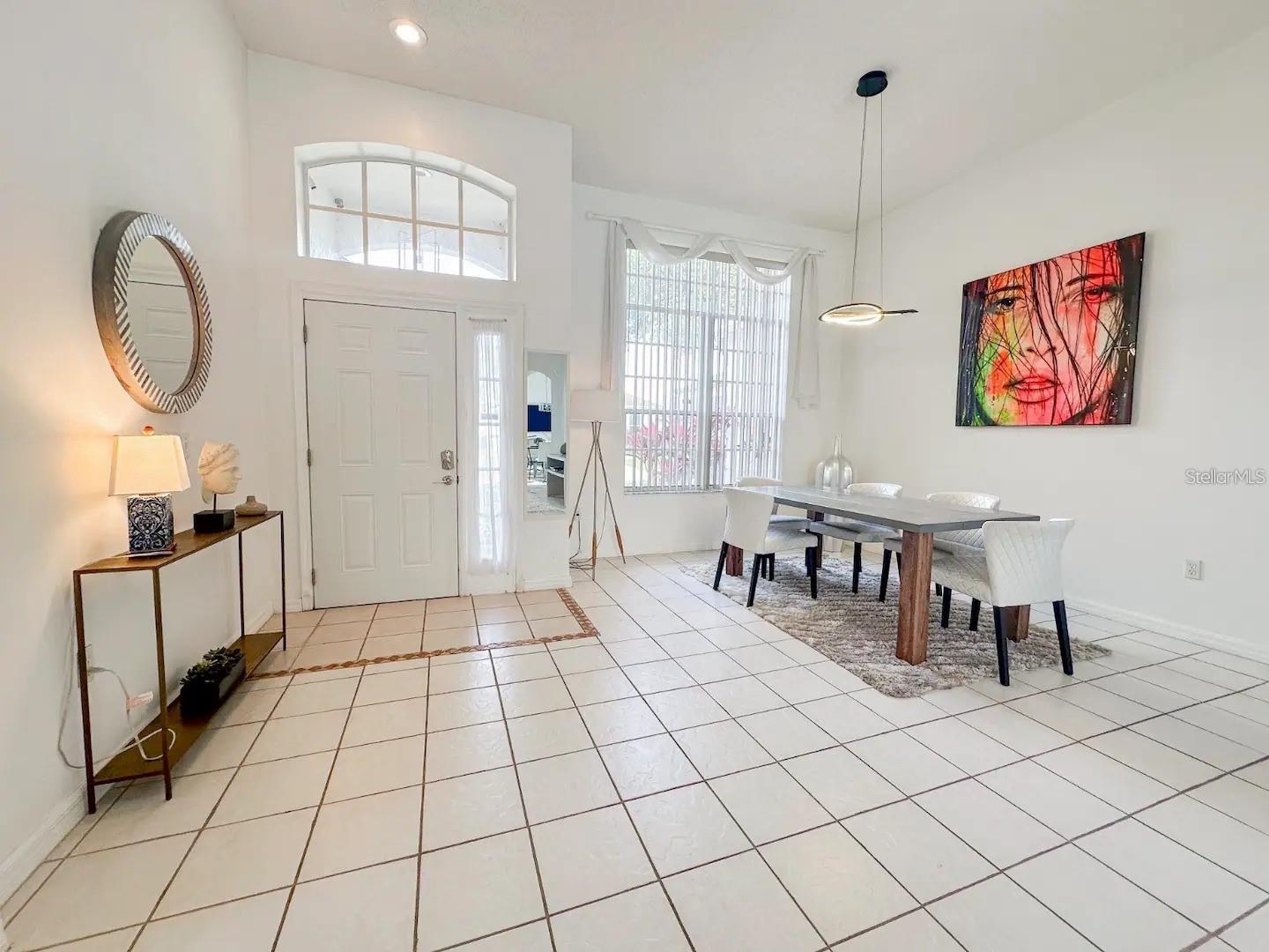 344 Grosvenor Loop, FL