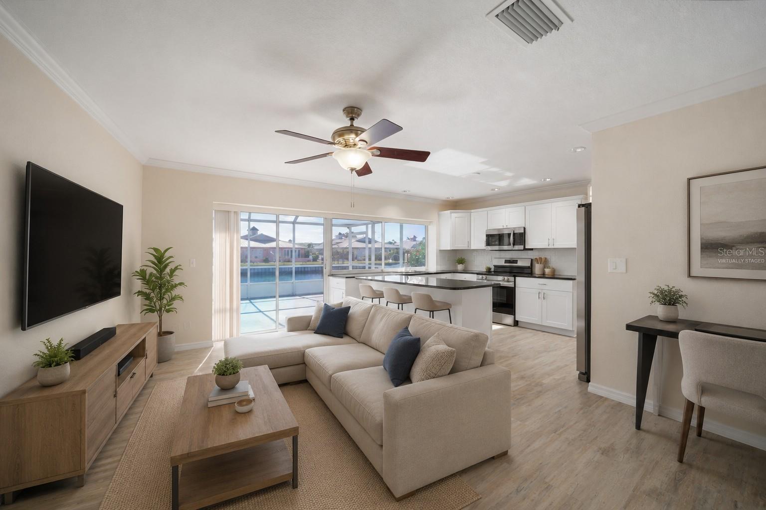 910 Spindle Palm Way, FL