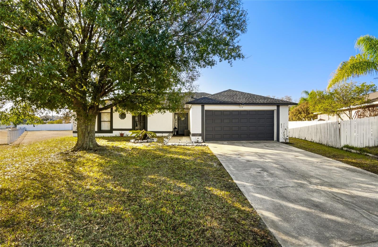 114 Dundee Lane, FL