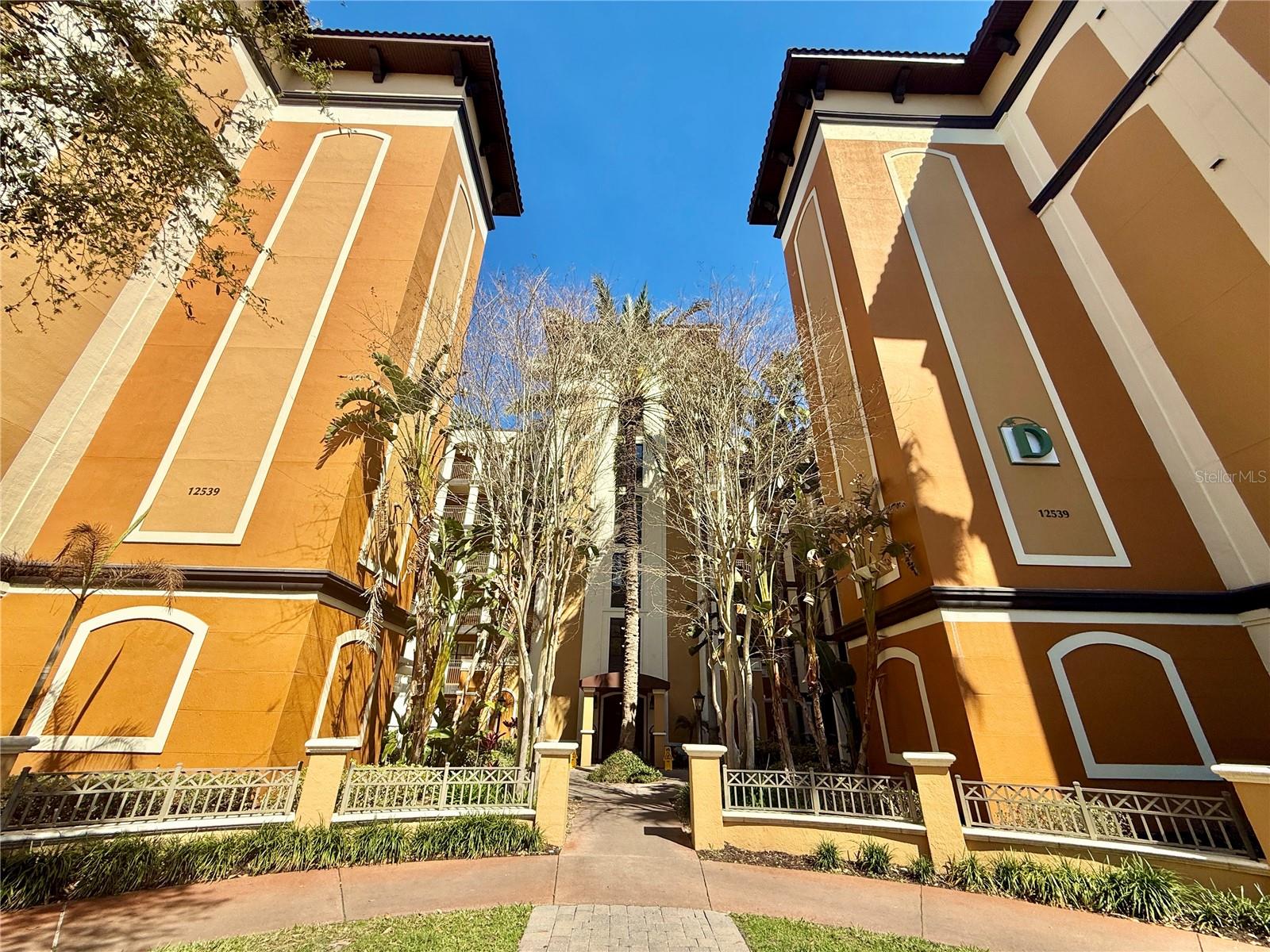 12539 Floridays Resort Drive, FL
