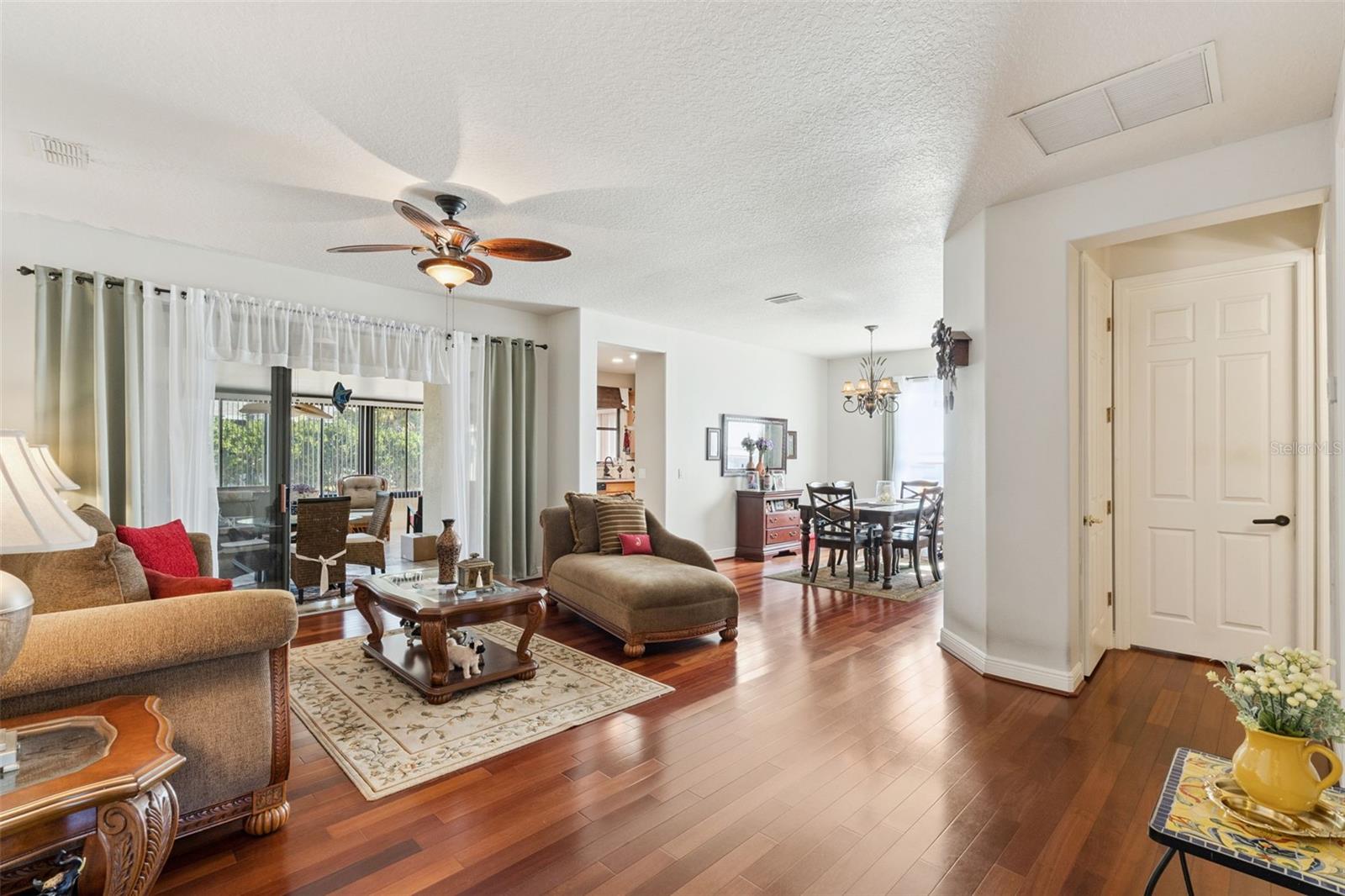 116 Glendale Court, FL
