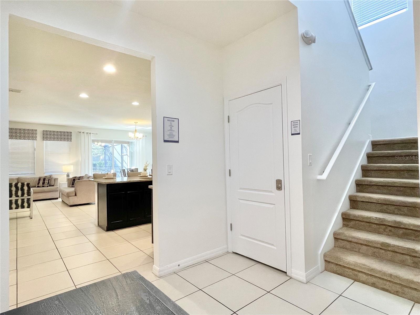 6049 Broad Oak Drive, FL