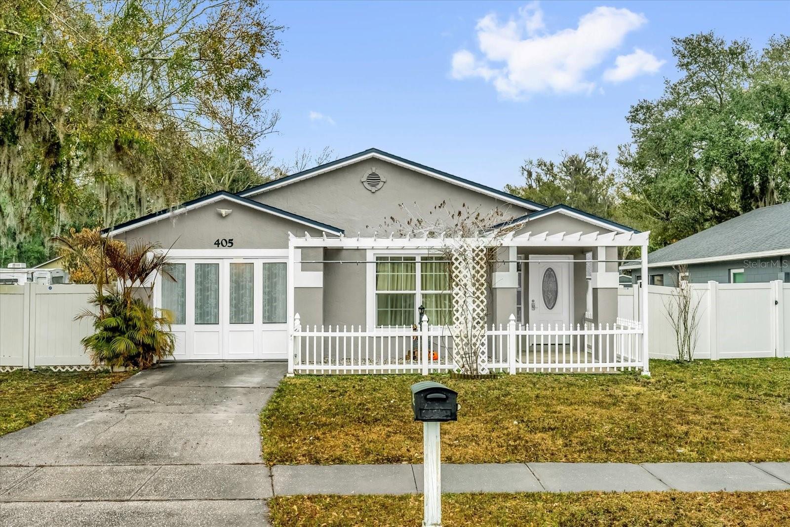 405 Latonia Street, FL