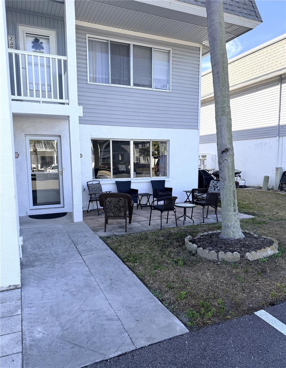 22375 Edgewater Drive, FL